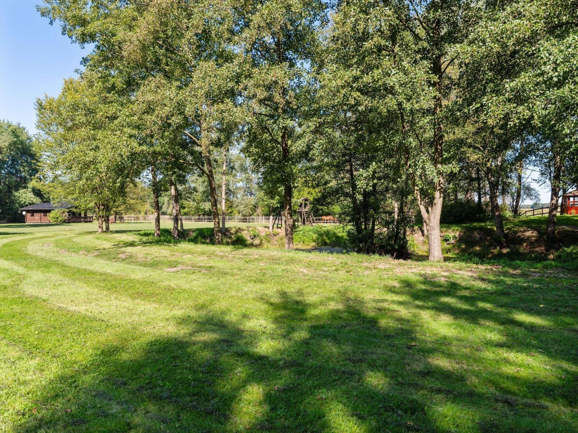 Holiday Home On A Horse Farm In The L Neburg Heath Eschede Экстерьер фото